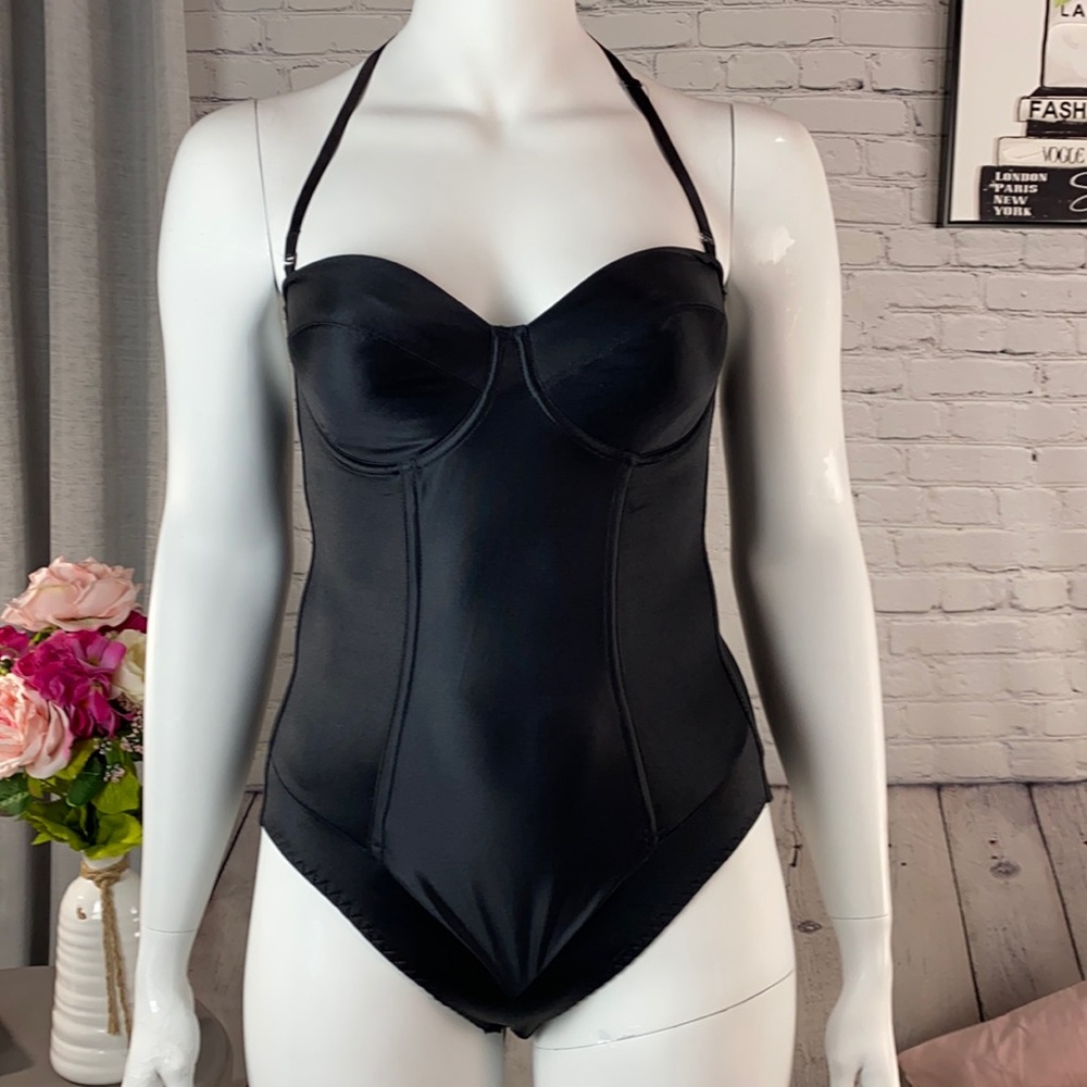 Black Shapewear Size: 40C